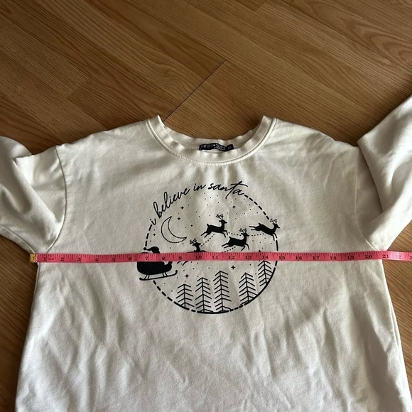 Fifth Sun I Believe in Santa Crème White Fleece Sweatshirt Medium - Picture 6 of 7